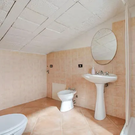 アパート 10 Minuti Dalla Sartiglia - Casa Laila